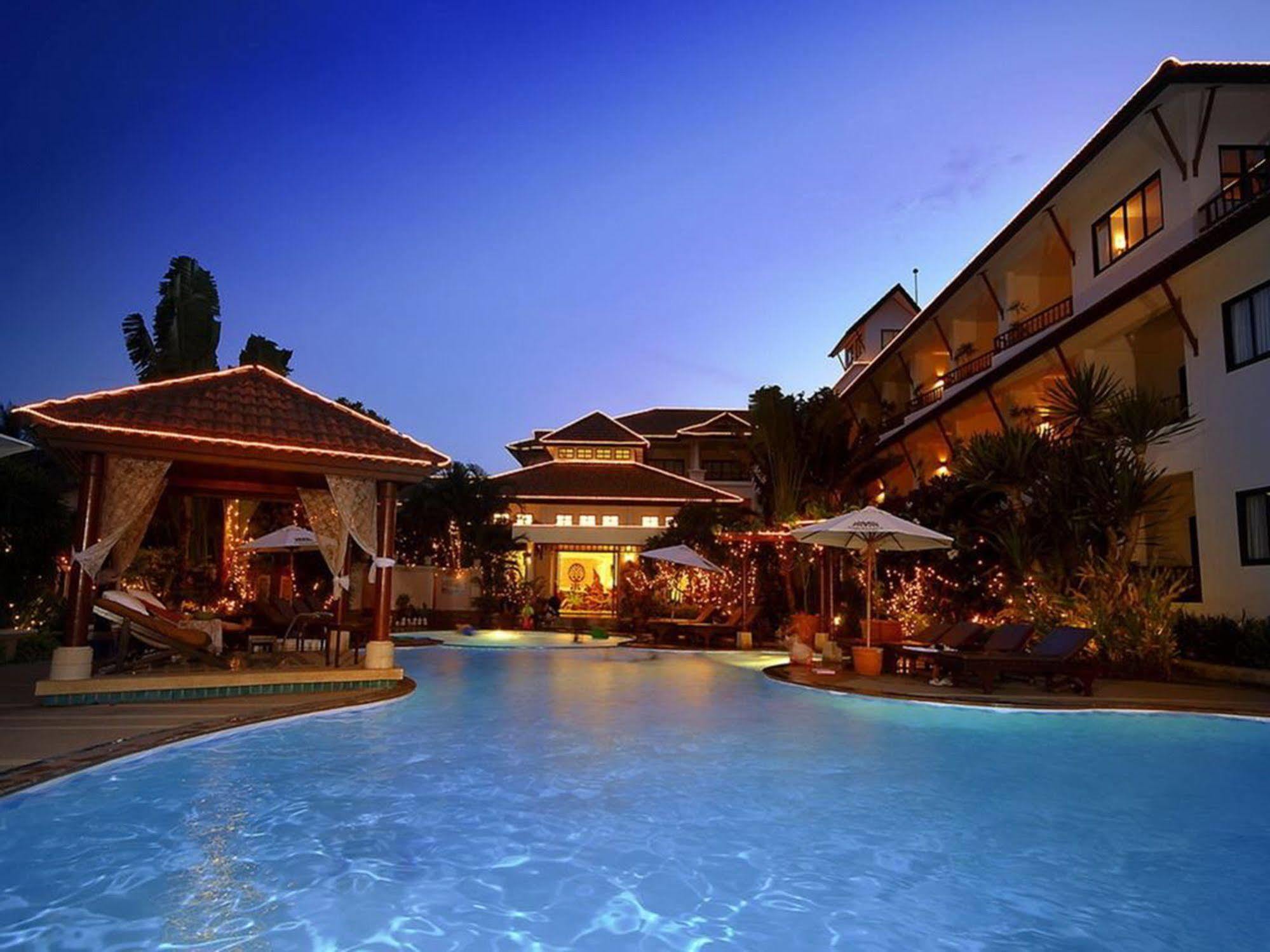 Anchana Resort & Spa 三百峰 外观 照片